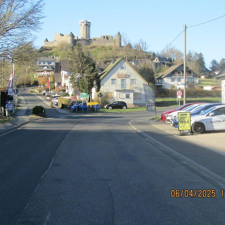 gut-Hotel zur Burg Nürburg ring Exterior foto