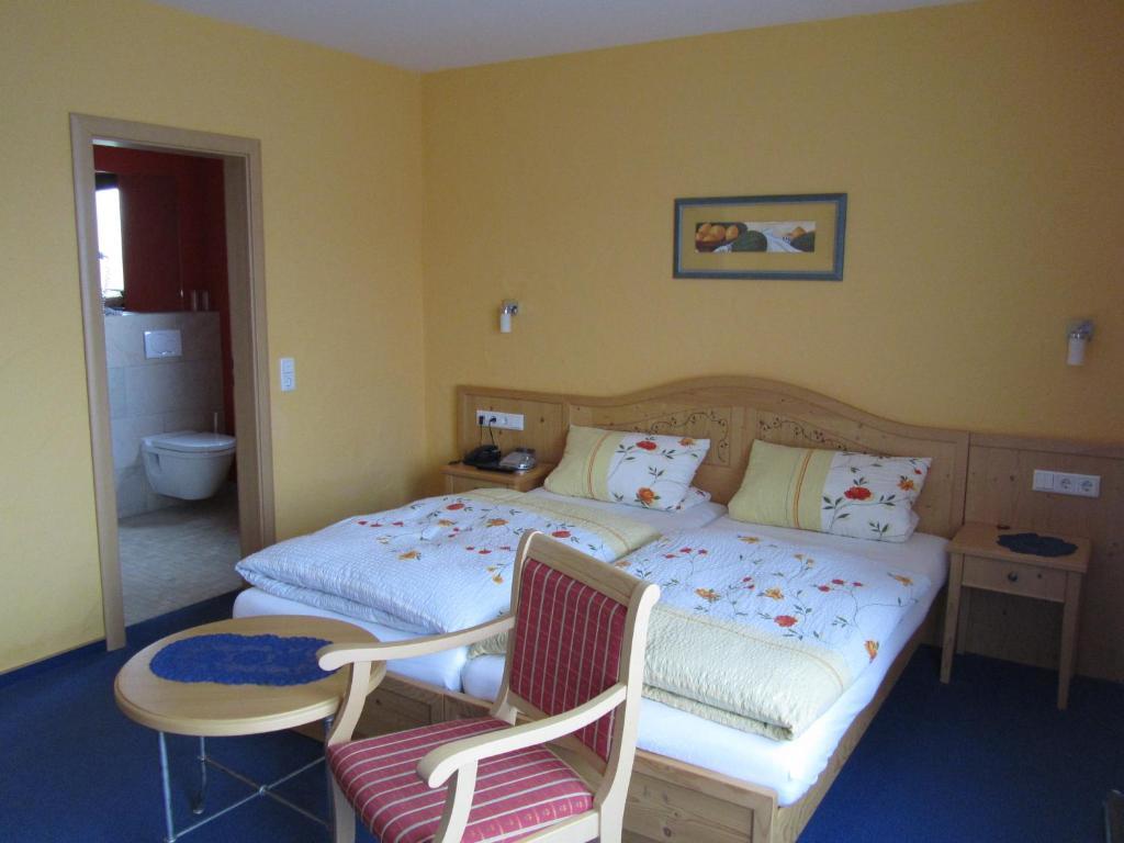 gut-Hotel zur Burg Nürburg ring Zimmer foto